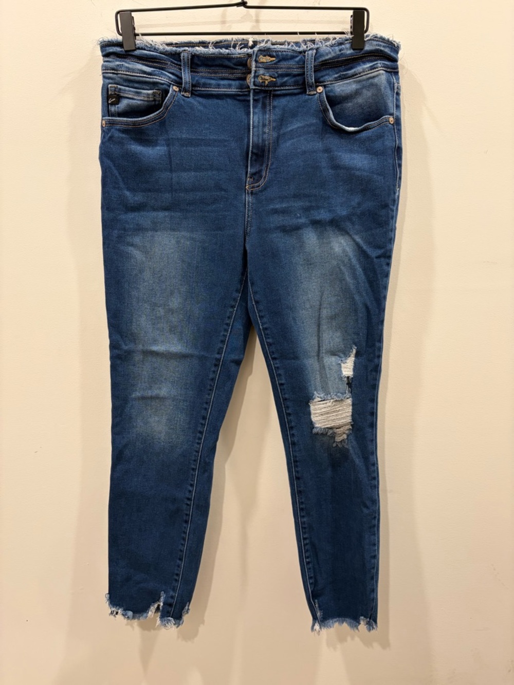KanCan Dark Blue Distressed Cropped Ankle Jeans